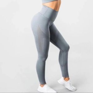 ALPHALETE AERO LEGGING LIGHT GREY